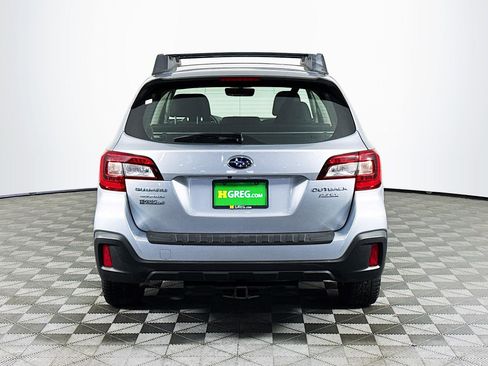 Used 2018 Subaru Outback 2.5i AWD/4WD image 8