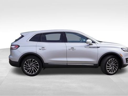 Used 2020 Lincoln Nautilus Reserve w/ Equipment Group 201A AWD/4WD image 2