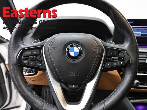Used 2023 BMW 530e xDrive w/ Convenience Package AWD/4WD image 10