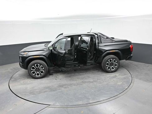 New 2025 GMC Canyon AT4 w/ Nightfall Edition image 42