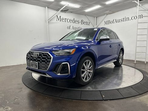 Used 2022 Audi SQ5 Premium Plus w/ Premium Plus Package AWD/4WD image 3