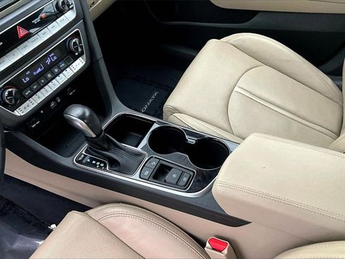 Used 2018 Hyundai Sonata Limited w/ Limited Ultimate Package 03 image 22