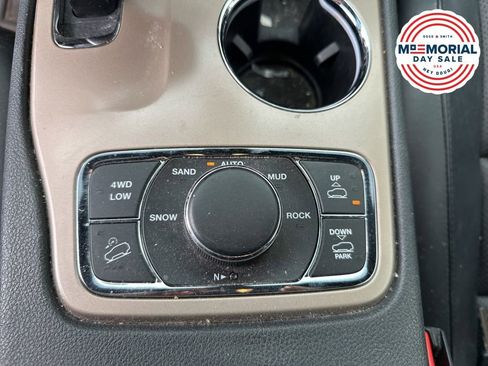 Used 2015 Jeep Grand Cherokee Summit AWD/4WD image 17