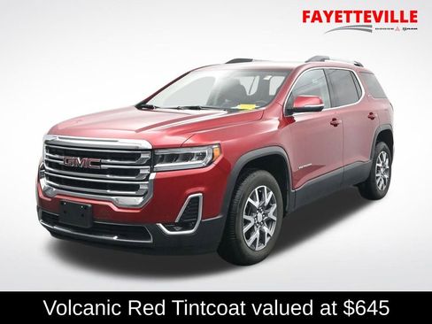 Used 2023 GMC Acadia SLT image 1