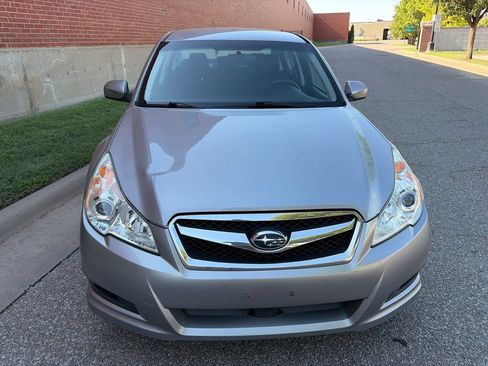 Used 2011 Subaru Legacy 2.5i Premium w/ All-Weather Pkg AWD/4WD image 5