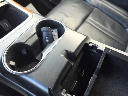 Used 2020 Lincoln Nautilus Reserve w/ Equipment Group 201A image 31