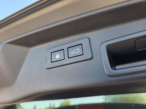 New 2026 Subaru Outback Touring XT AWD/4WD image 15