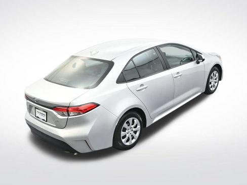 Used 2024 Toyota Corolla LE FWD image 29