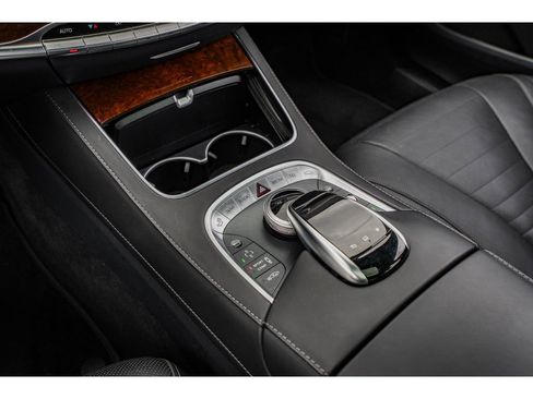 Used 2016 Mercedes-Benz S 550 4MATIC Sedan image 18