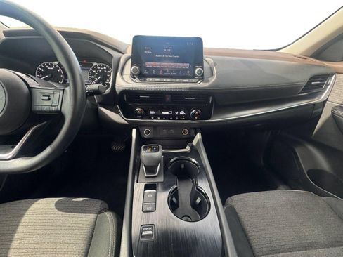 Used 2023 Nissan Rogue SV FWD image 12