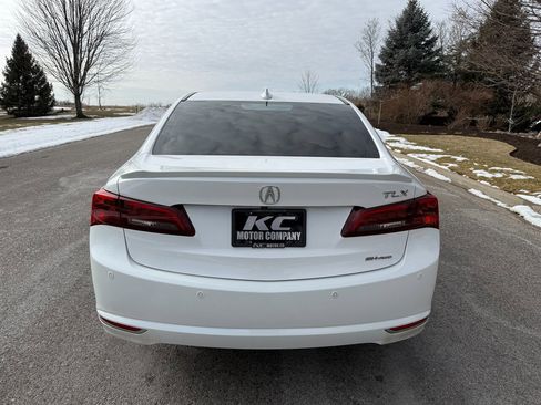 Used 2017 Acura TLX V6 SH-AWD w/ Advance Package image 7