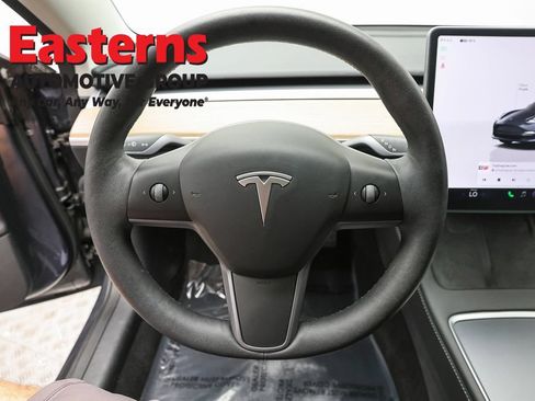 Used 2023 Tesla Model 3 Standard Range RWD image 10