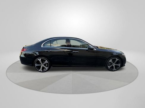 Used 2025 Mercedes-Benz C 300 Sedan image 8
