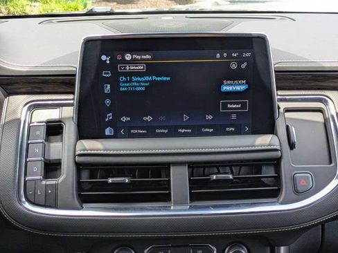 Used 2024 Chevrolet Tahoe Premier AWD/4WD image 17