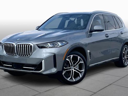 Used 2026 BMW X5 sDrive40i image 2