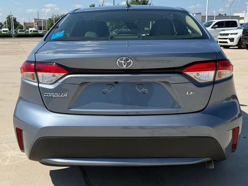 Used 2022 Toyota Corolla LE FWD image 4