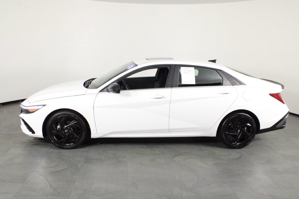 Certified 2026 Hyundai Elantra SEL Sport Premium FWD image 14