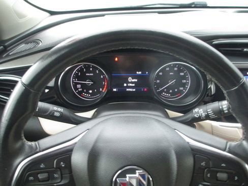 Used 2020 Buick Encore GX Select FWD image 27