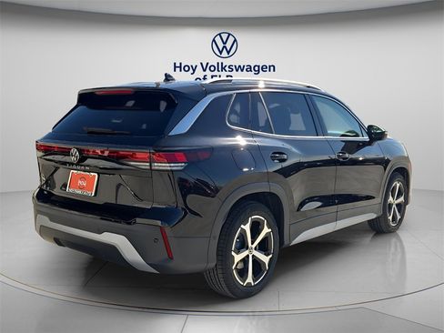 New 2026 Volkswagen Tiguan SE image 3