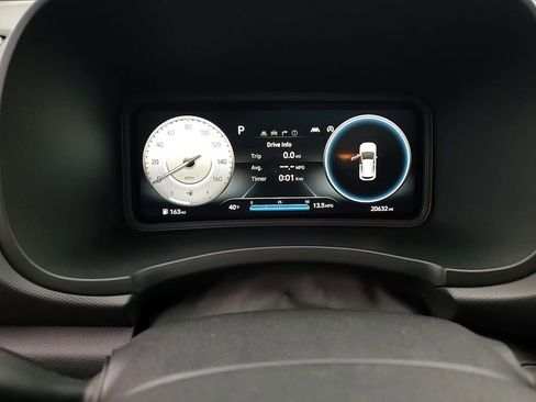 Certified 2023 Hyundai Kona Limited w/ Cargo Package image 18