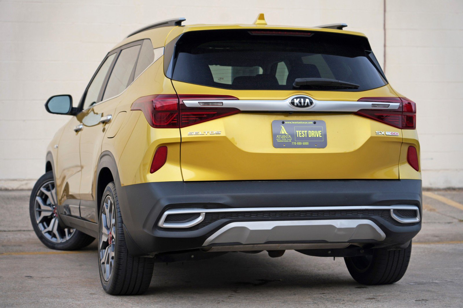 Used 2021 Kia Seltos SX w/ SX Sunroof Package AWD/4WD image 5