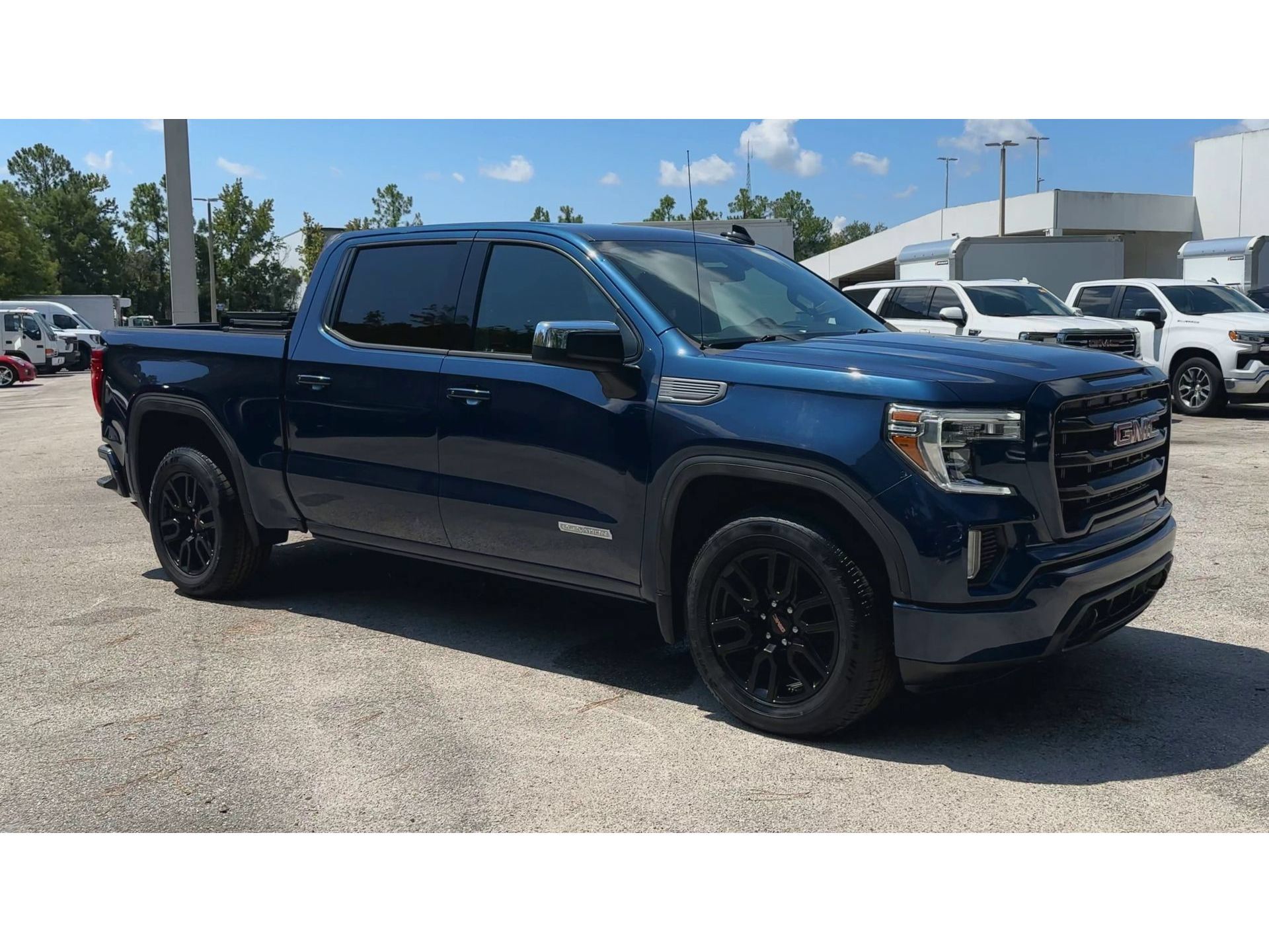 Certified 2021 GMC Sierra 1500 Elevation RWD image 2