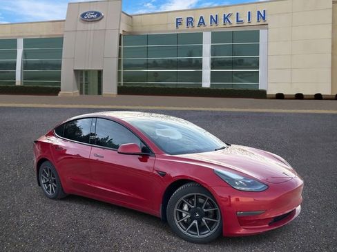 Used 2022 Tesla Model 3 Long Range image 1