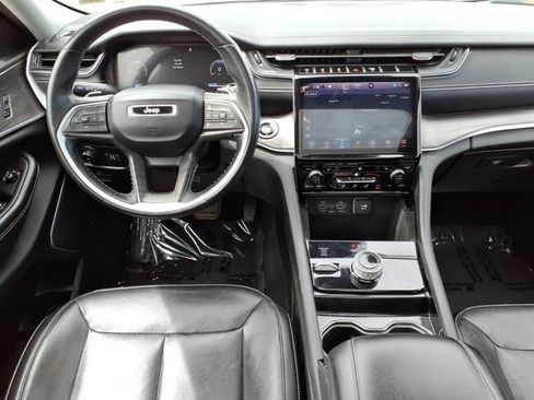 Used 2021 Jeep Grand Cherokee L Limited AWD/4WD image 19