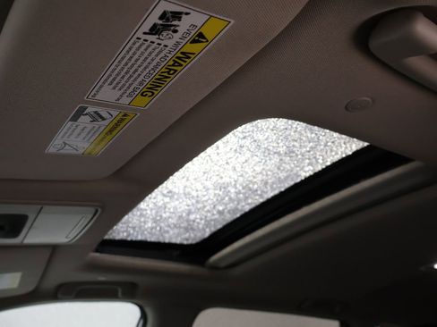 Used 2025 Honda CR-V EX-L image 38