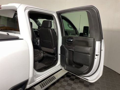 Used 2020 Chevrolet Silverado 2500 LTZ w/ LTZ Convenience Package image 30