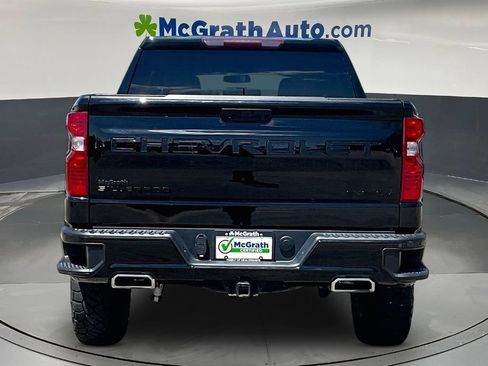 Used 2023 Chevrolet Silverado 1500 Custom Trail Boss w/ LPO, Dark Essentials Package AWD/4WD image 6