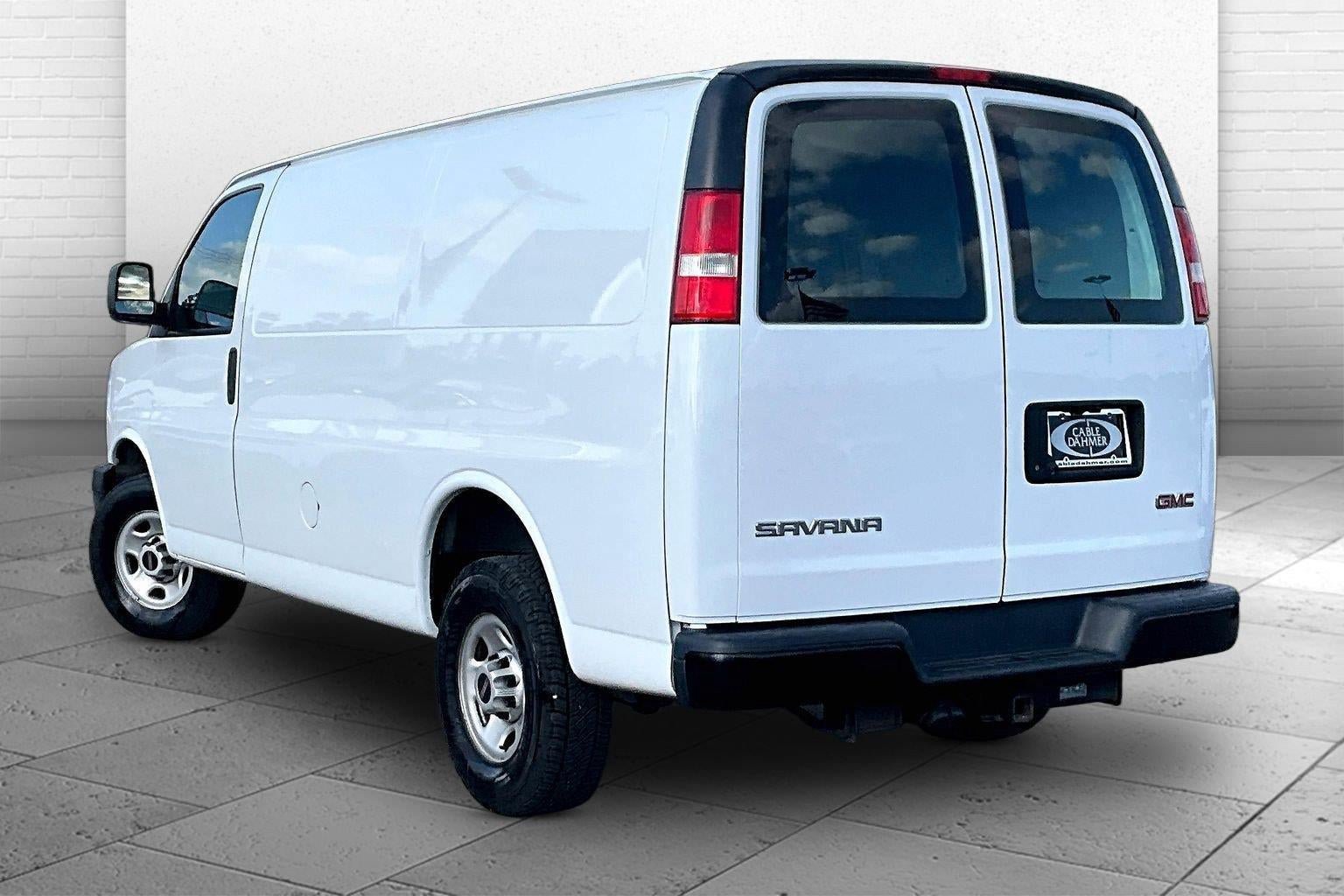 Used 2020 GMC Savana 2500 w/ Driver Convenience Package RWD image 9