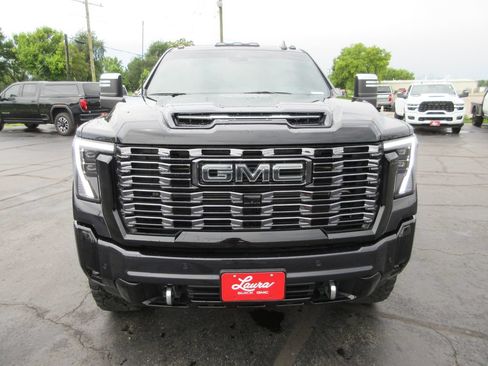Used 2026 GMC Sierra 2500 Denali Ultimate AWD/4WD image 13