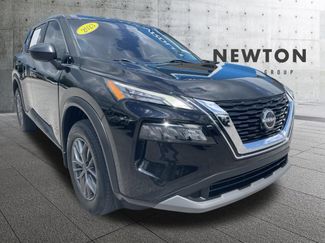 Used 2023 Nissan Rogue S FWD video 1