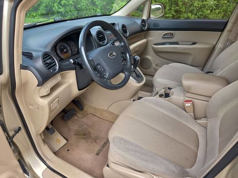 Used 2007 Kia Rondo EX FWD image 11