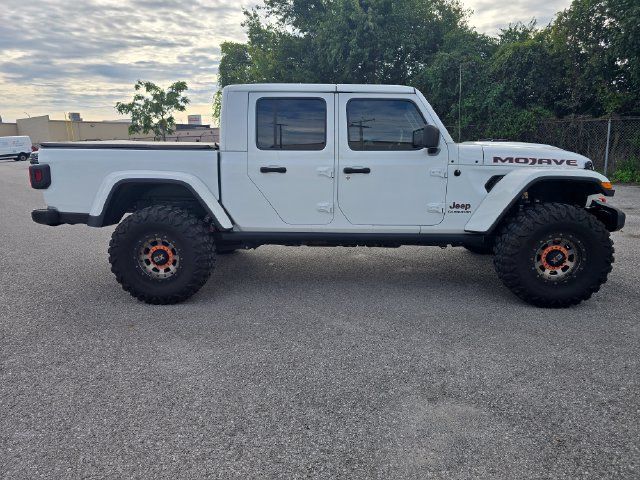 Used 2020 Jeep Gladiator Mojave AWD/4WD image 2