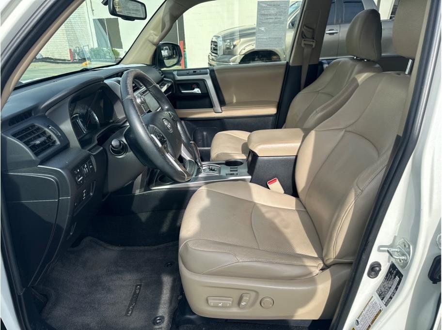 Used 2015 Toyota 4Runner Limited AWD/4WD image 16