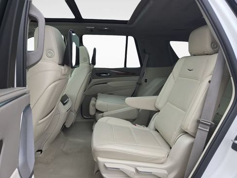 Certified 2023 Cadillac Escalade Premium Luxury Platinum w/ LPO, Radiant Package AWD/4WD image 14