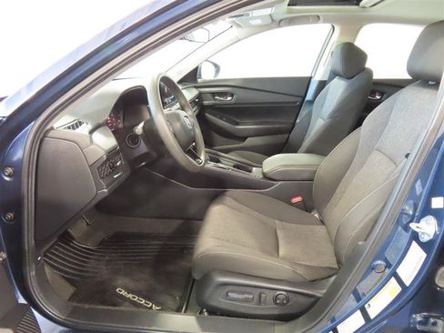 Used 2025 Honda Accord SE image 16