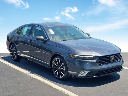 Certified 2025 Honda Accord Touring image 1