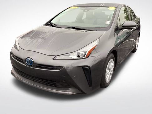 Used 2022 Toyota Prius LE FWD image 5