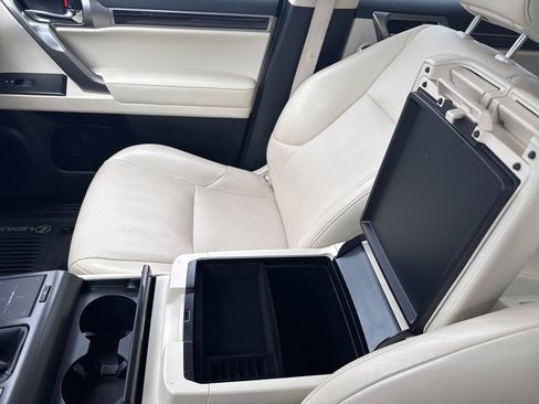 Used 2023 Lexus GX 460 Luxury image 19
