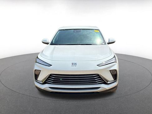 Used 2025 Buick Envista Preferred image 3