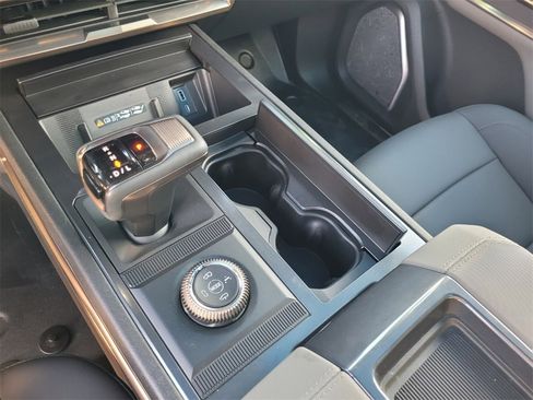 Used 2024 GMC Hummer EV 3X image 27