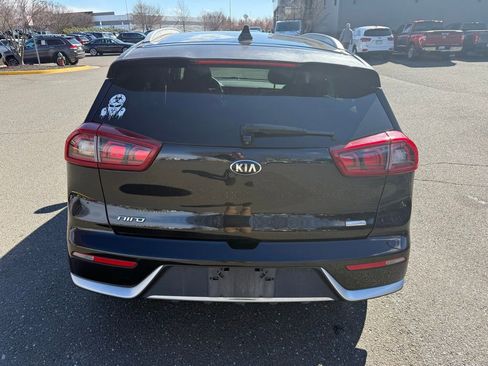 Used 2018 Kia Niro LX image 6
