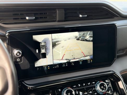 Used 2023 GMC Sierra 1500 AT4 image 23