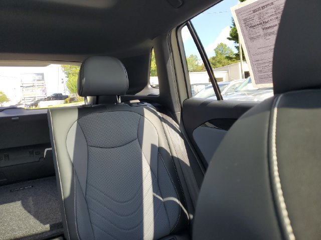 Certified 2026 Volkswagen Tiguan SE R-Line FWD image 12