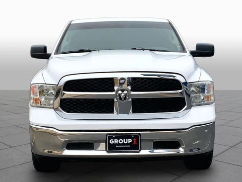 Used 2019 RAM 1500 Classic SLT AWD/4WD image 4