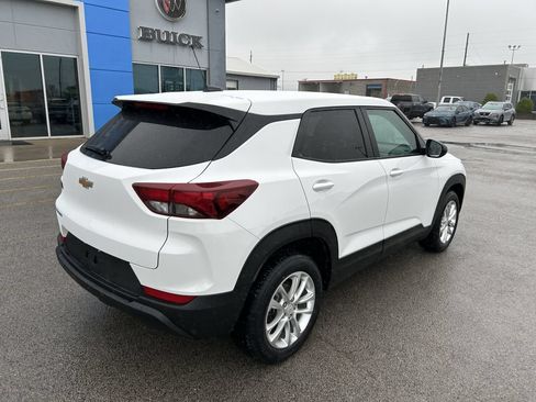 Used 2024 Chevrolet TrailBlazer LS w/ LS Convenience Package FWD image 5
