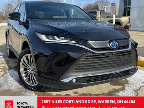 Used 2024 Toyota Venza Limited image 1